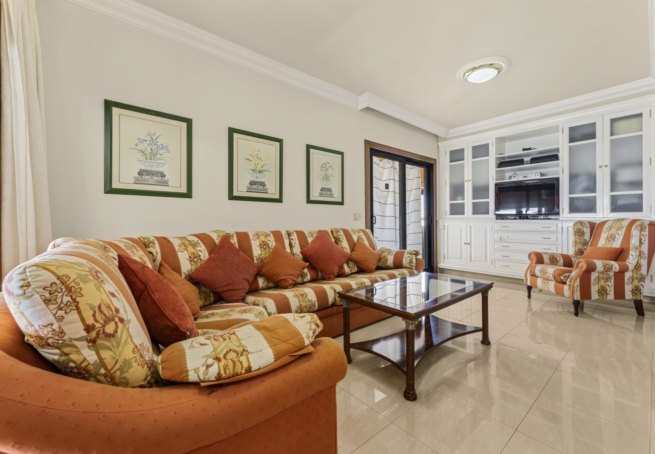 Apartment in Arrecife - Casa Fife | Immense Duplex Facing the Sea