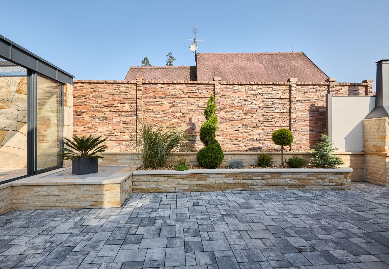 Villa in Radvanice - KCG351