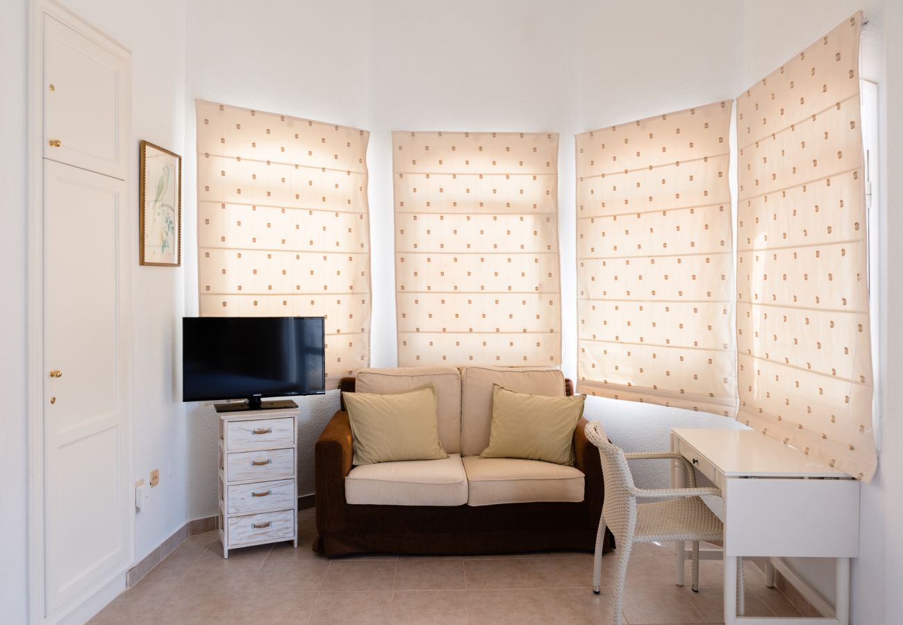 Apartment in Adeje - HomeForGuest Apto. La Caleta