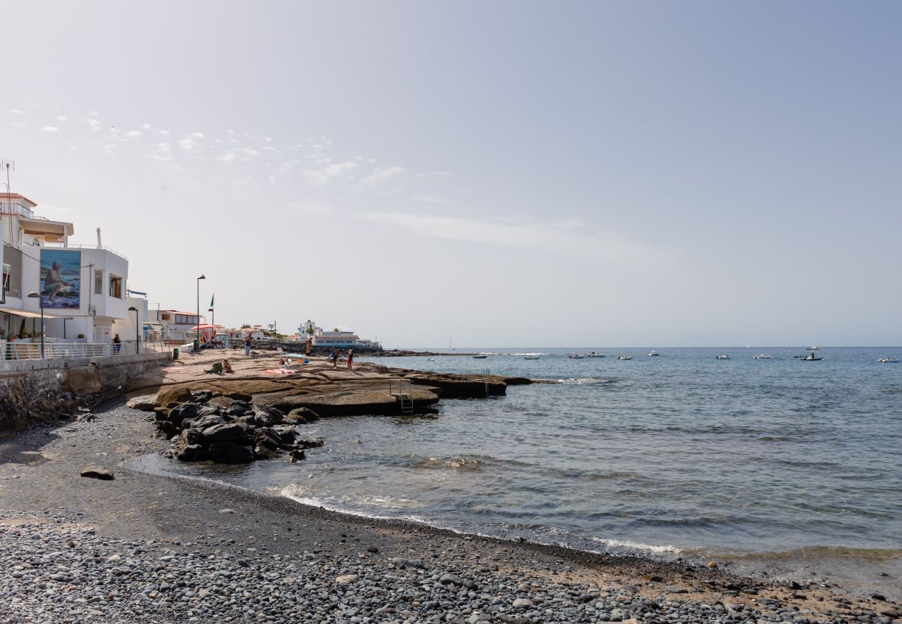 Apartment in Adeje - HomeForGuest Apto. La Caleta