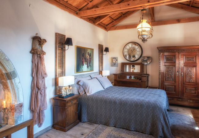 Terraced House in Monemvasia - Casa Felicia, the Castle Mansion Experience  Terraced House in Monemvasia - Casa Felicia, the Castle Mansion Experience