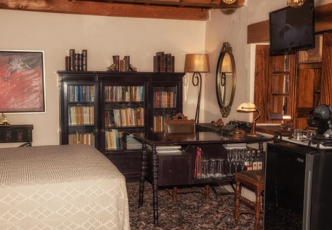 Terraced House in Monemvasia - Casa Felicia, the Castle Mansion Experience  Terraced House in Monemvasia - Casa Felicia, the Castle Mansion Experience