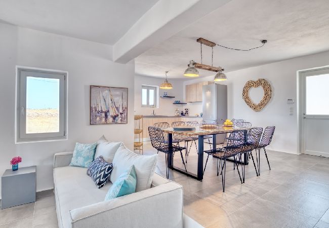 Villa in Xifara - SPECTACULAR 5 BR SEAFRONT VILLA AT PRIME LOCATION  Villa in Xifara - SPECTACULAR 5 BR SEAFRONT VILLA AT PRIME LOCATION