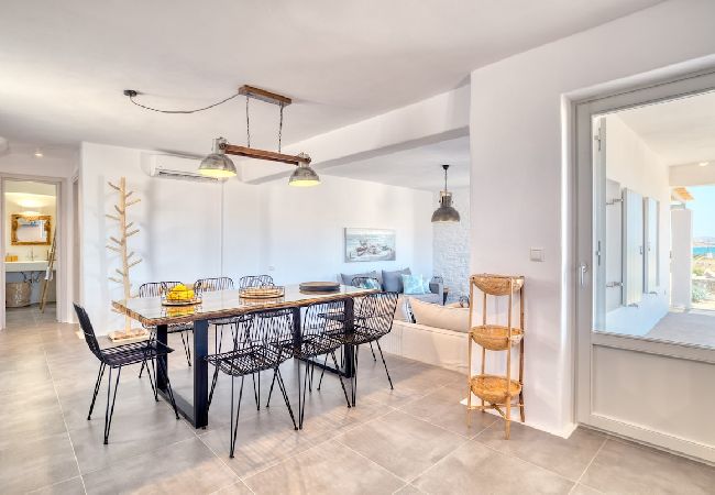 Villa in Xifara - SPECTACULAR 5 BR SEAFRONT VILLA AT PRIME LOCATION  Villa in Xifara - SPECTACULAR 5 BR SEAFRONT VILLA AT PRIME LOCATION