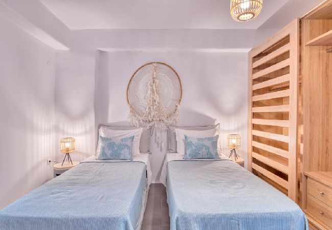 Villa in Xifara - SPECTACULAR 5 BR SEAFRONT VILLA AT PRIME LOCATION  Villa in Xifara - SPECTACULAR 5 BR SEAFRONT VILLA AT PRIME LOCATION