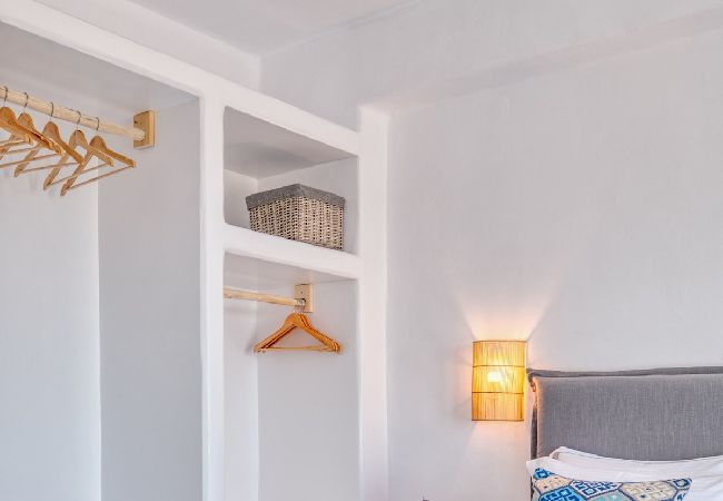 Villa in Xifara - SPECTACULAR 5 BR SEAFRONT VILLA AT PRIME LOCATION  Villa in Xifara - SPECTACULAR 5 BR SEAFRONT VILLA AT PRIME LOCATION