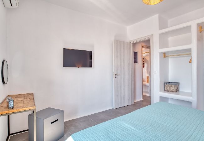 Villa in Xifara - SPECTACULAR 5 BR SEAFRONT VILLA AT PRIME LOCATION  Villa in Xifara - SPECTACULAR 5 BR SEAFRONT VILLA AT PRIME LOCATION