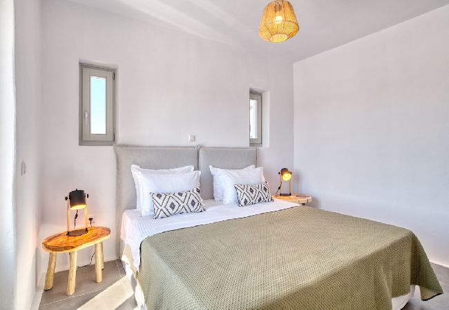 Villa in Xifara - SPECTACULAR 5 BR SEAFRONT VILLA AT PRIME LOCATION  Villa in Xifara - SPECTACULAR 5 BR SEAFRONT VILLA AT PRIME LOCATION