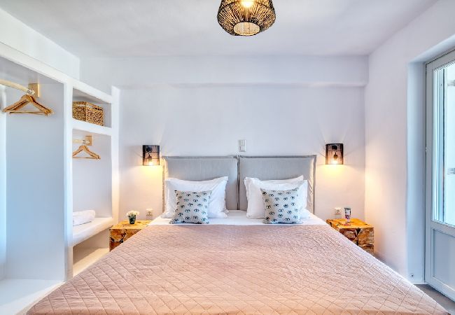 Villa in Xifara - SPECTACULAR 5 BR SEAFRONT VILLA AT PRIME LOCATION  Villa in Xifara - SPECTACULAR 5 BR SEAFRONT VILLA AT PRIME LOCATION