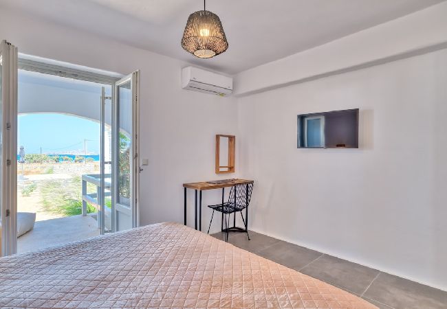 Villa in Xifara - SPECTACULAR 5 BR SEAFRONT VILLA AT PRIME LOCATION  Villa in Xifara - SPECTACULAR 5 BR SEAFRONT VILLA AT PRIME LOCATION