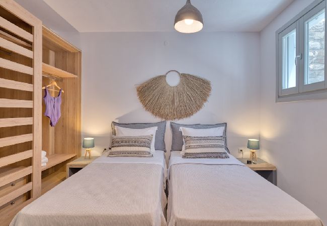 Villa in Xifara - SPECTACULAR 5 BR SEAFRONT VILLA AT PRIME LOCATION  Villa in Xifara - SPECTACULAR 5 BR SEAFRONT VILLA AT PRIME LOCATION