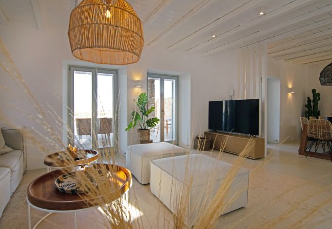 Villa in Antiparos - Oneiro Villa. Antiparos as Dreamy as it gets  Villa in Antiparos - Oneiro Villa. Antiparos as Dreamy as it gets