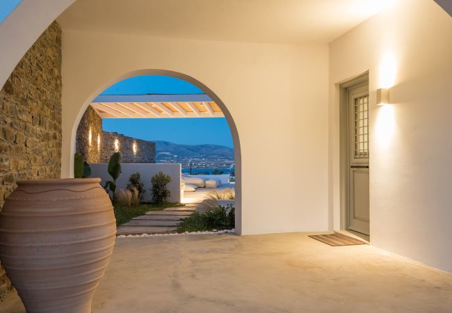 Villa in Antiparos - Oneiro Villa. Antiparos as Dreamy as it gets  Villa in Antiparos - Oneiro Villa. Antiparos as Dreamy as it gets