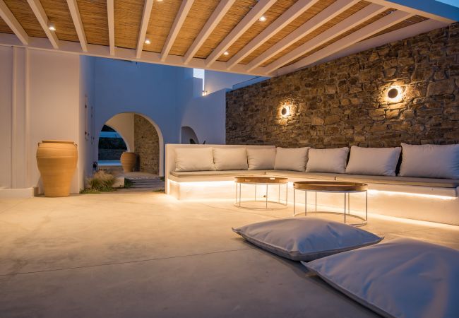Villa in Antiparos - Oneiro Villa. Antiparos as Dreamy as it gets  Villa in Antiparos - Oneiro Villa. Antiparos as Dreamy as it gets