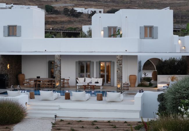 Villa in Antiparos - Oneiro Villa. Antiparos as Dreamy as it gets  Villa in Antiparos - Oneiro Villa. Antiparos as Dreamy as it gets