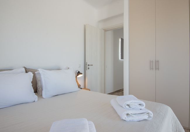 Villa in Xifara - Hip family pool villa, a walk from the beach  Villa in Xifara - Hip family pool villa, a walk from the beach