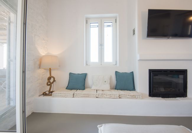 Villa in Xifara - Hip family pool villa, a walk from the beach  Villa in Xifara - Hip family pool villa, a walk from the beach