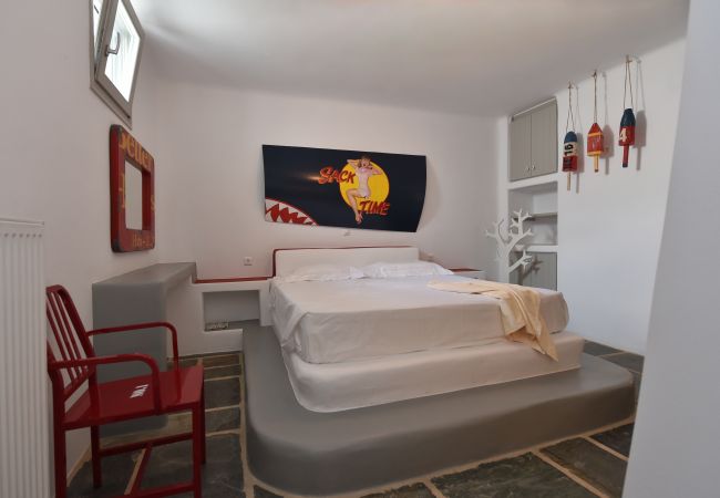 Villa in Naousa - Deluxe Villa - Infinity Pool & Helipad  Villa in Naousa - Deluxe Villa - Infinity Pool & Helipad