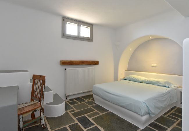 Villa in Naousa - Deluxe Villa - Infinity Pool & Helipad  Villa in Naousa - Deluxe Villa - Infinity Pool & Helipad