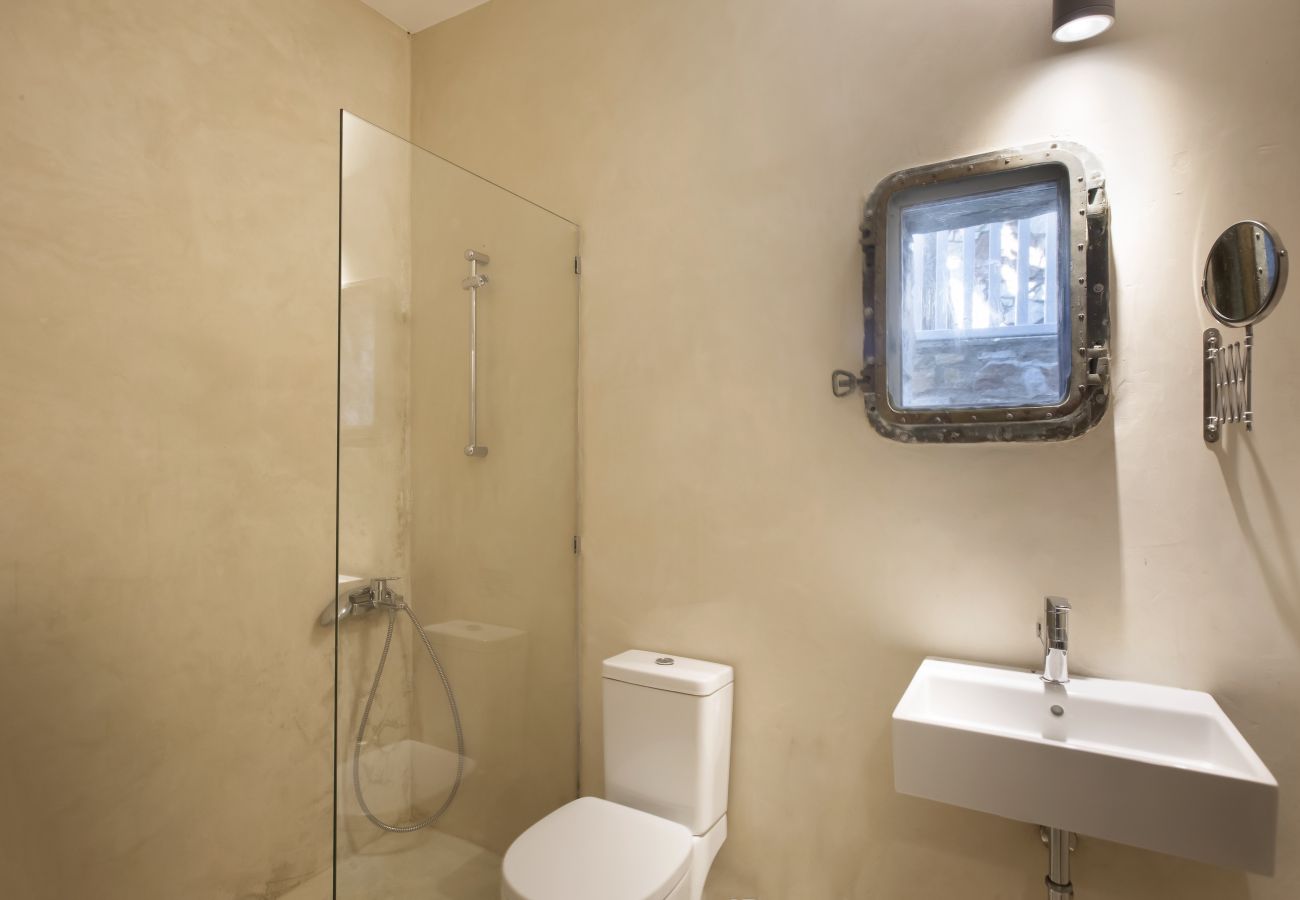 Villa in Ampelas - Ideal family Villa for 8 - Pool, Sea Views 