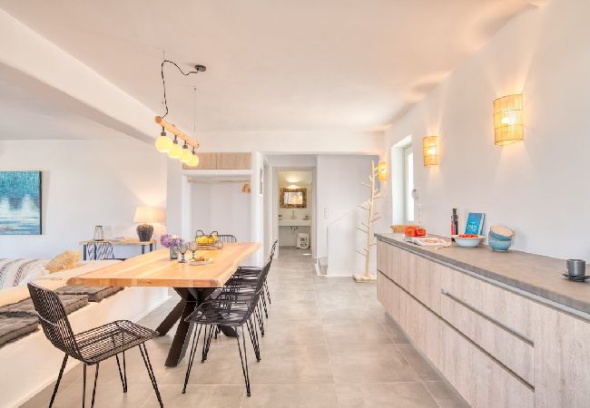 Villa in Xifara - 5BR Beachfront Über Boho Chic Villa, Top Location!  Villa in Xifara - 5BR Beachfront Über Boho Chic Villa, Top Location!