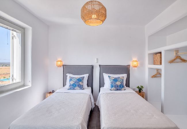 Villa in Xifara - 5BR Beachfront Über Boho Chic Villa, Top Location!  Villa in Xifara - 5BR Beachfront Über Boho Chic Villa, Top Location!