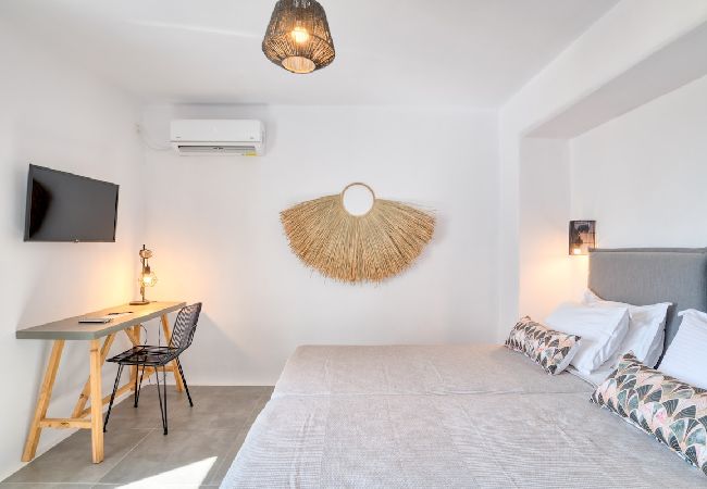 Villa in Xifara - 5BR Beachfront Über Boho Chic Villa, Top Location!  Villa in Xifara - 5BR Beachfront Über Boho Chic Villa, Top Location!