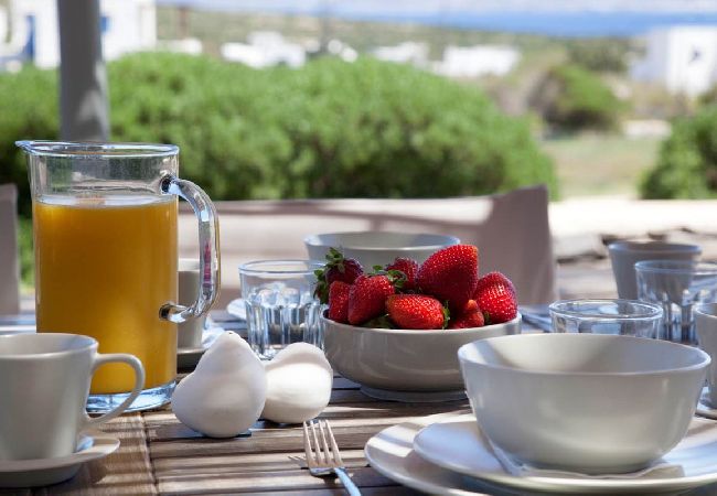 Villa in Santa Maria - Kallisti Villas - An oasis for 22 people  Villa in Santa Maria - Kallisti Villas - An oasis for 22 people