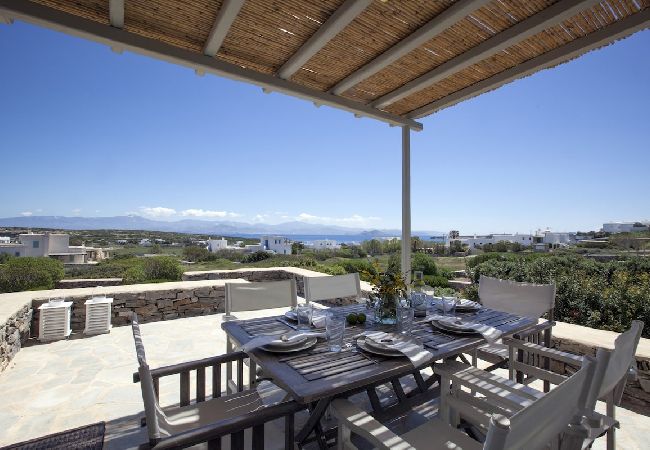 Villa in Santa Maria - Kallisti Villas - An oasis for 22 people  Villa in Santa Maria - Kallisti Villas - An oasis for 22 people