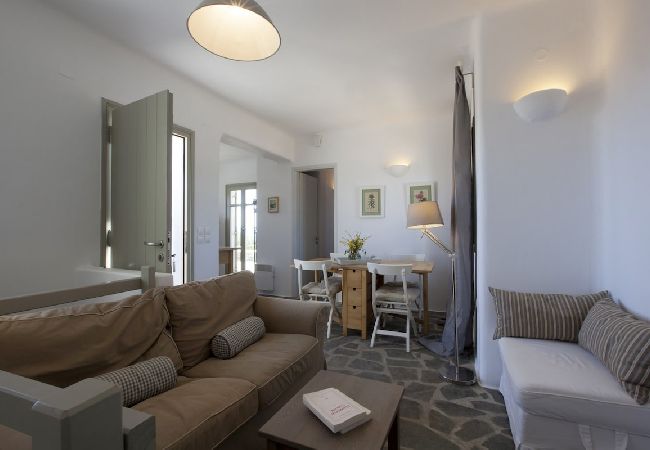 Villa in Santa Maria - Kallisti Villas - An oasis for 22 people  Villa in Santa Maria - Kallisti Villas - An oasis for 22 people