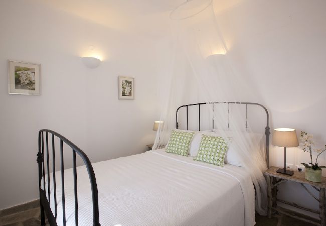 Villa in Santa Maria - Kallisti Villas - An oasis for 22 people  Villa in Santa Maria - Kallisti Villas - An oasis for 22 people