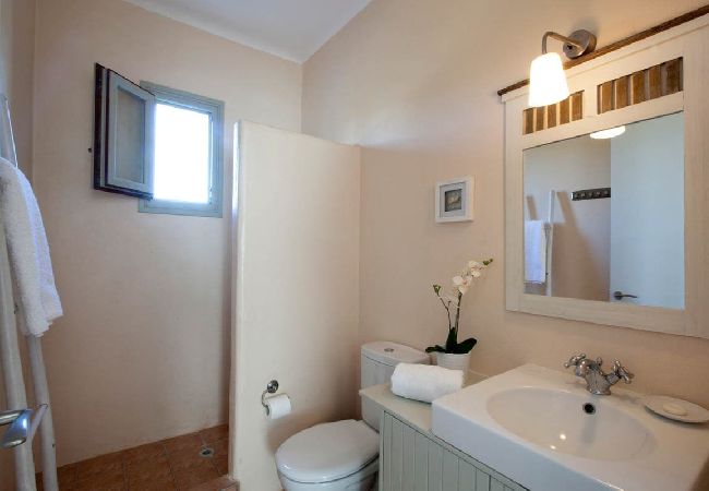 Villa in Santa Maria - Kallisti Villas - An oasis for 22 people  Villa in Santa Maria - Kallisti Villas - An oasis for 22 people