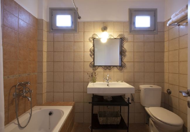 Villa in Santa Maria - Kallisti Villas - An oasis for 22 people  Villa in Santa Maria - Kallisti Villas - An oasis for 22 people