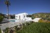 Villa in Ampelas - Elegant villa, sea views, designer renovation 