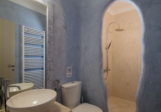 Villa in Naousa - Gorgeous pool villa, stunning sea views, helipad!  Villa in Naousa - Gorgeous pool villa, stunning sea views, helipad!