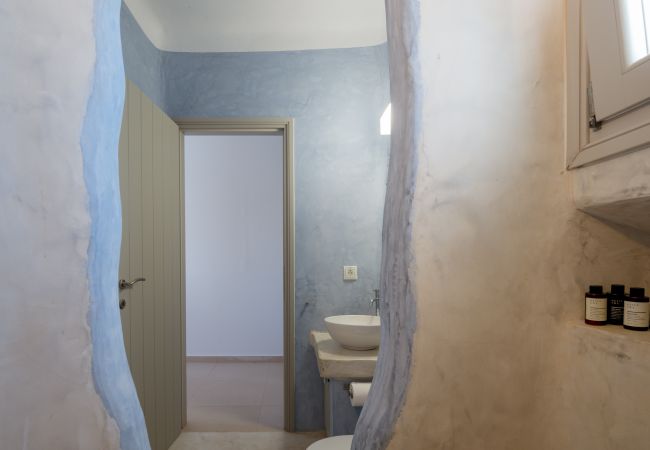 Villa in Naousa - Gorgeous pool villa, stunning sea views, helipad!  Villa in Naousa - Gorgeous pool villa, stunning sea views, helipad!