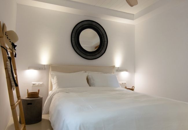 Villa in Antiparos - Luxury Design Dreamy Villa in Antiparos beach Greece Villa in Antiparos - Luxury Design Dreamy Villa in Antiparos beach Greece