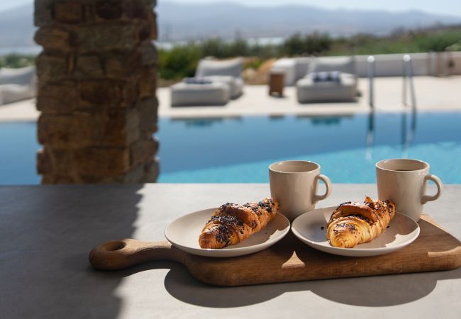 Villa in Antiparos - Luxury Design Dreamy Villa in Antiparos beach Greece Villa in Antiparos - Luxury Design Dreamy Villa in Antiparos beach Greece