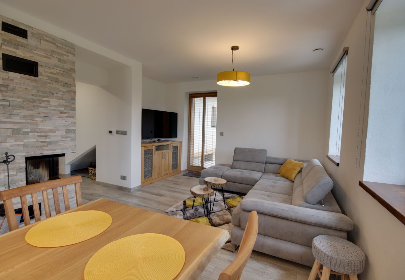 Villa in Korenov - LPM010 