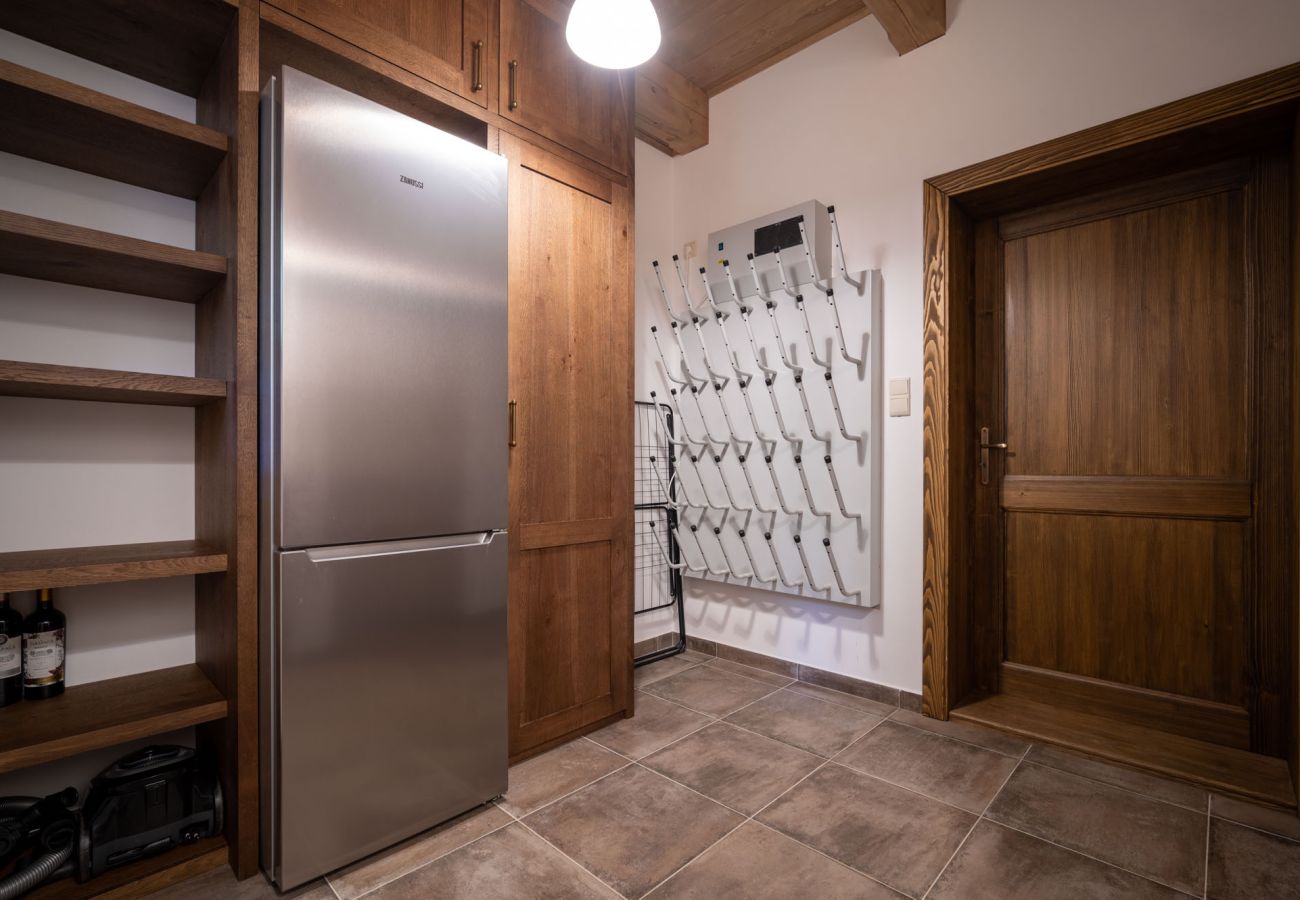 Villa in Vysoké nad Jizerou - KKH070 