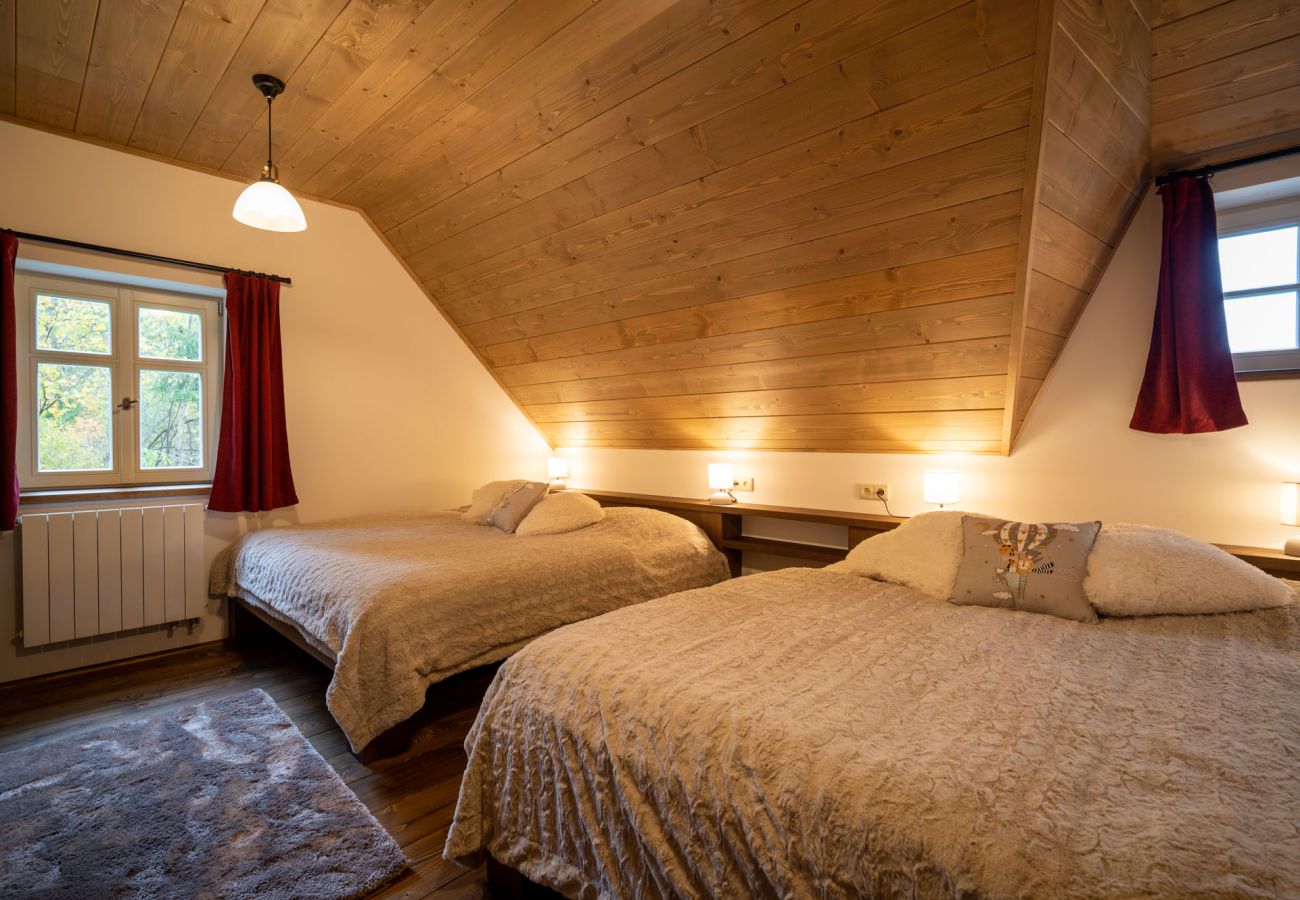 Villa in Vysoké nad Jizerou - KKH070 