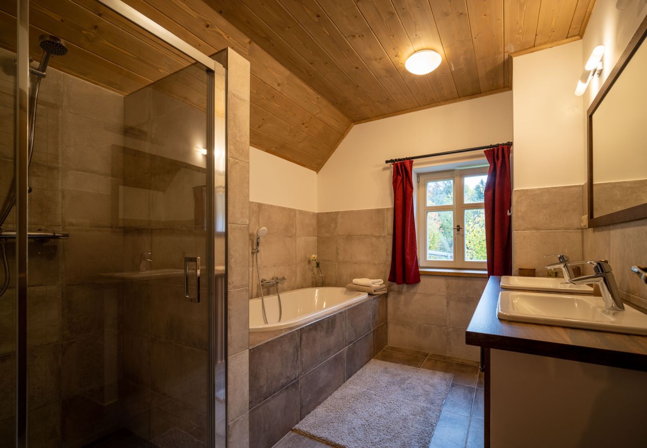 Villa in Vysoké nad Jizerou - KKH070 