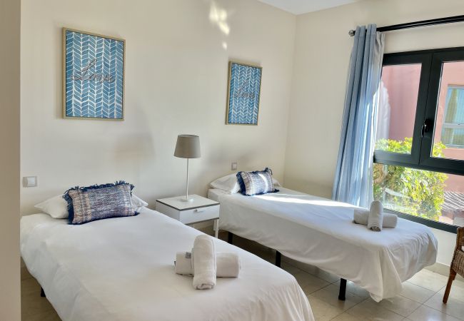 Villa in San Bartolomé de Tirajana - Villa Over the 5th Green Villa in San Bartolomé de Tirajana - Villa Over the 5th Green