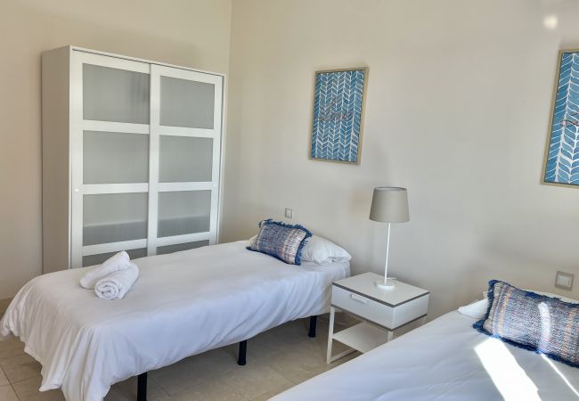 Villa in San Bartolomé de Tirajana - Villa Over the 5th Green Villa in San Bartolomé de Tirajana - Villa Over the 5th Green