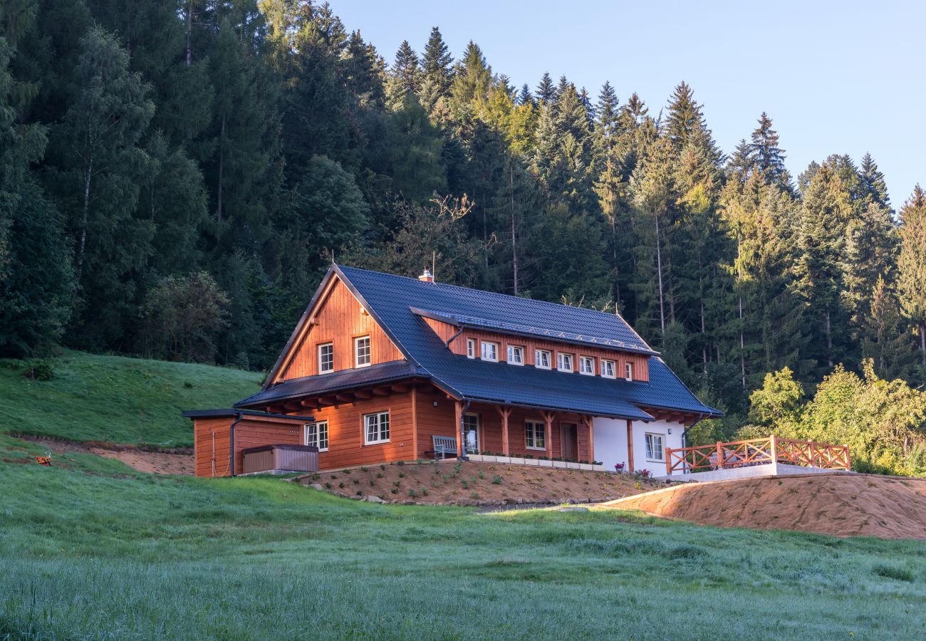 Villa in Hutisko-Solanec - MHA555