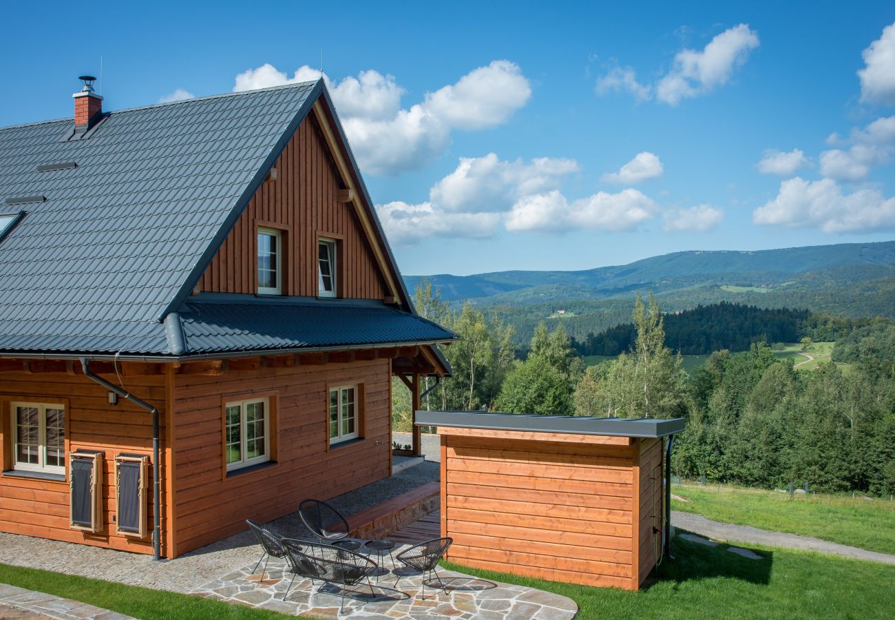 Villa in Hutisko-Solanec - MHA555