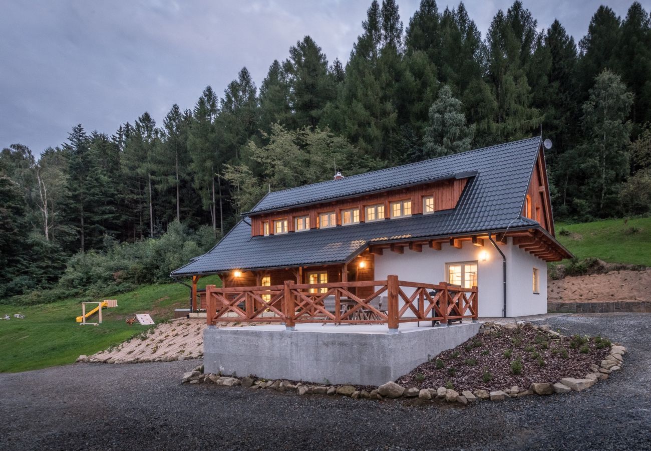 Villa in Hutisko-Solanec - MHA555