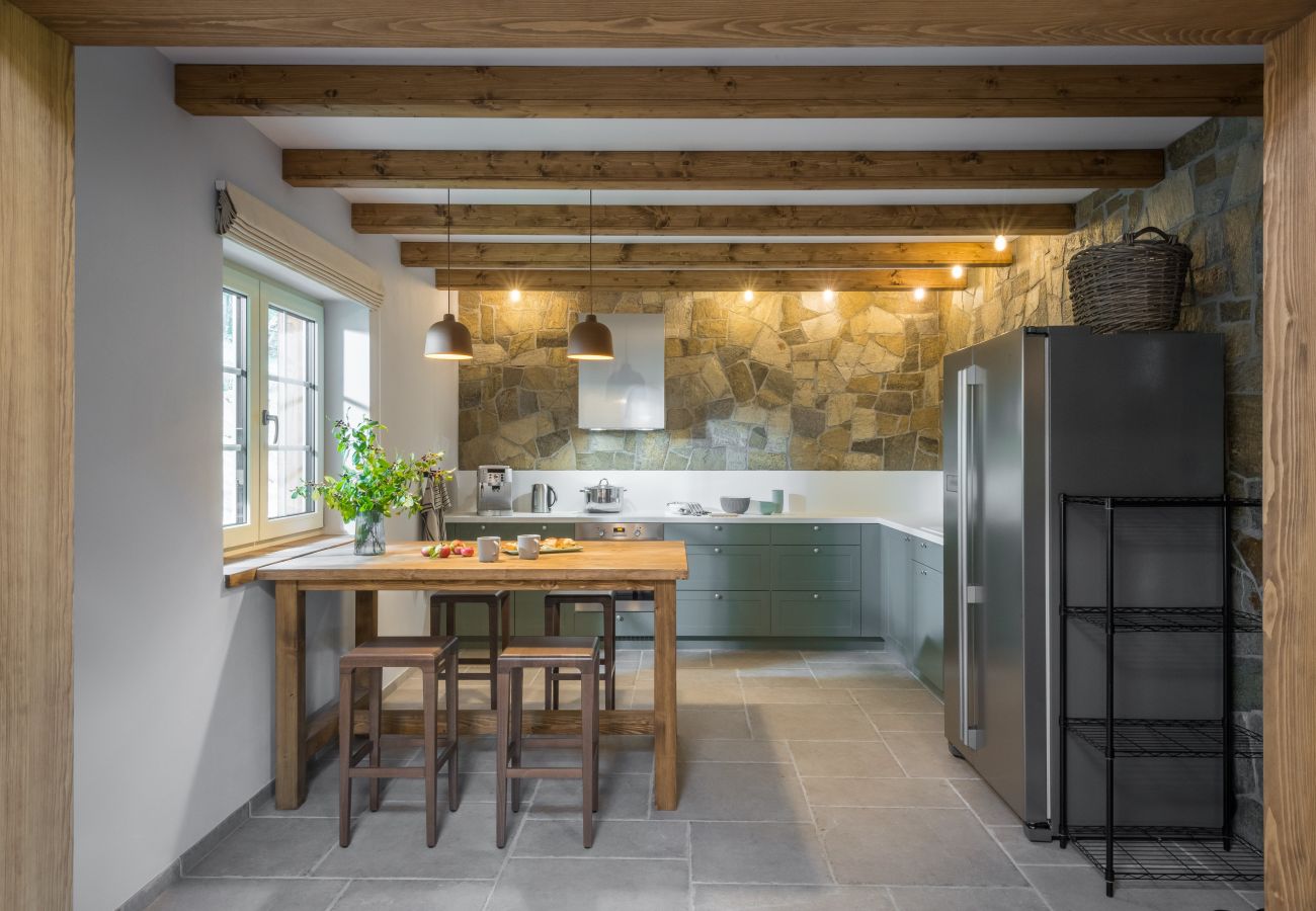 Villa in Hutisko-Solanec - MHA555