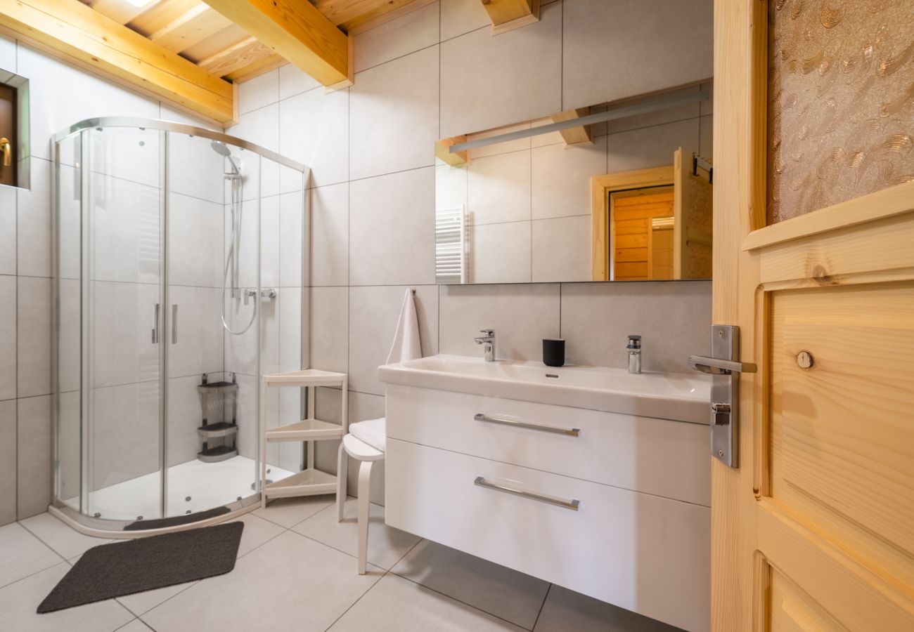 Villa in Velké Karlovice - MKR545 