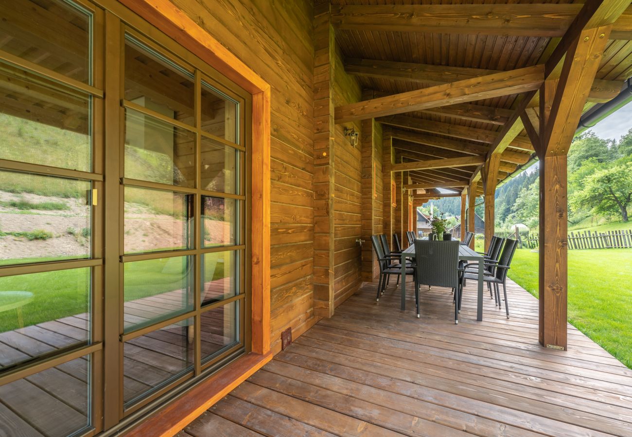 Villa in Velké Karlovice - MKR545 